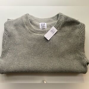 Gap Kids Gray Sweater / Size Large (10) / NWT